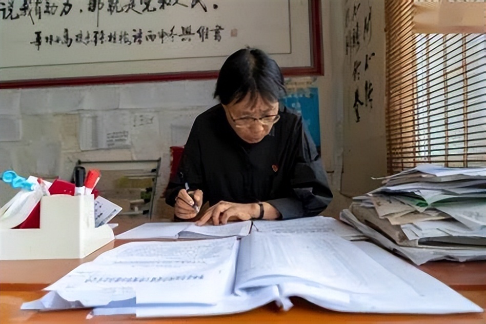 张桂梅有几个学生考上清华北大,张桂梅的学生考不上清华北大