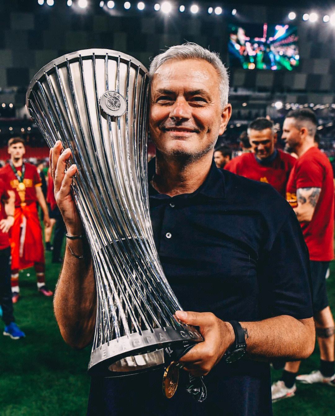 大因扎吉执教年薪,小因扎吉国米年薪