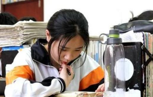 高三经常请假不想回去,高三学生请假不批