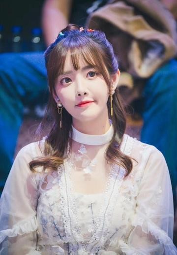 甜美歌姬,甜美歌声兔子牙