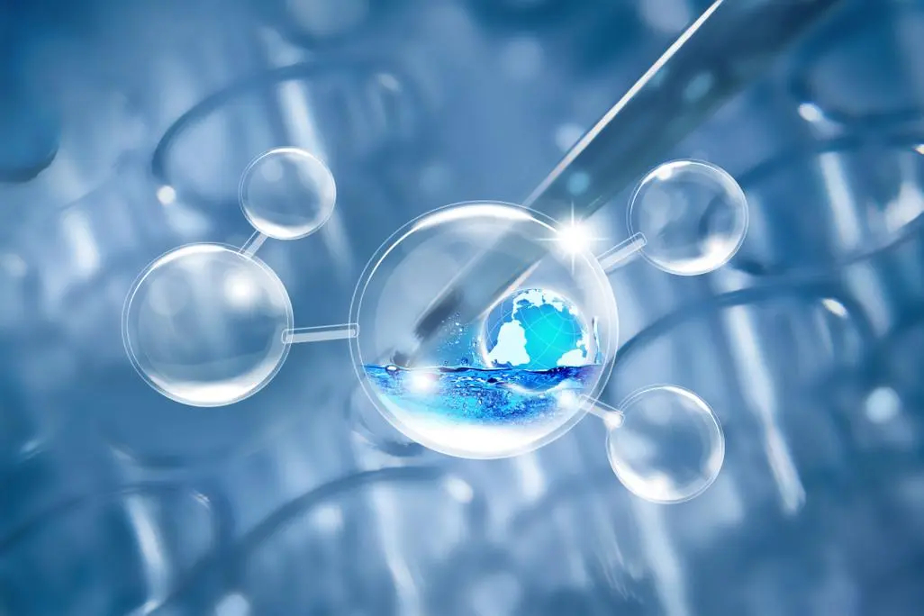 男子发现妻子床上有大量血迹,女子发现床上有血迹