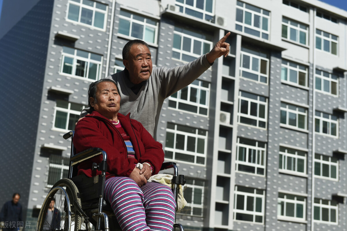 30年后生活不能自理的老人会怎样,不能自理老人怎么安度晚年最好