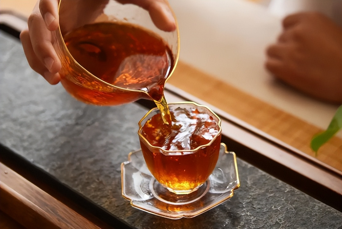 泡茶步骤不对茶就难喝,哪些茶用开水冲泡好喝又健康