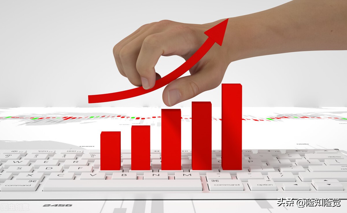 车没有保险标志上路会怎样,汽车没有保险上路属于违法吗