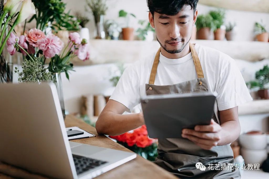 想开一家鲜花店需要怎么准备,新手如何开好一家鲜花店