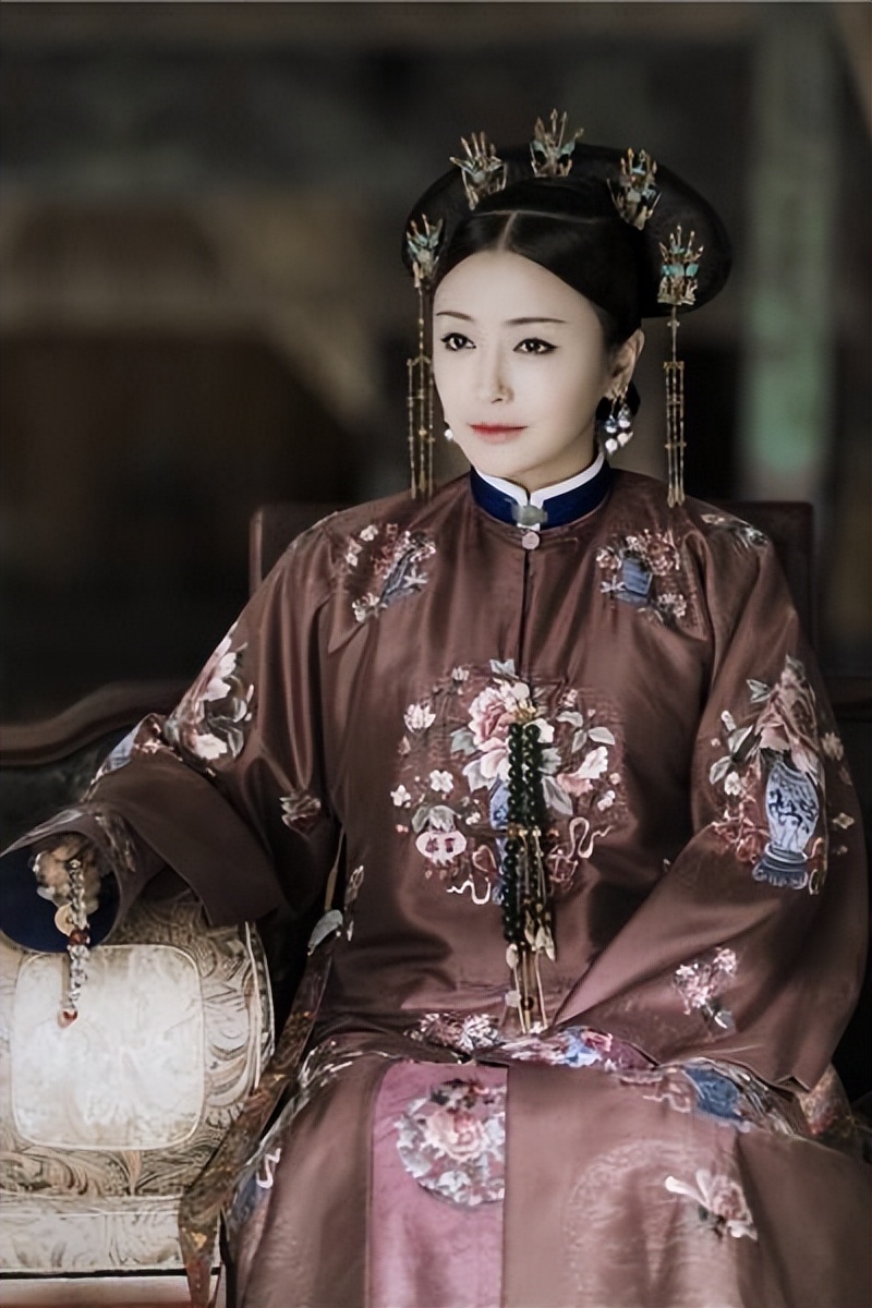 乾隆皇帝真正爱过的女人是谁呢,历史上乾隆皇帝最爱的女人是谁