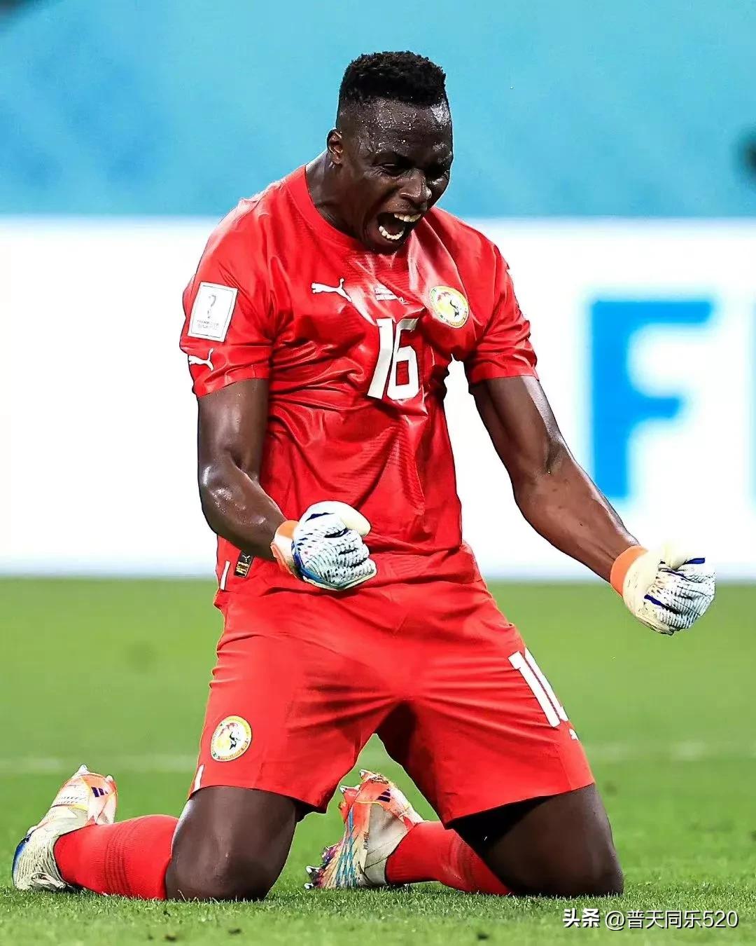 剖析世界足坛最伟大非洲裔球员萨内马内本是同根生相煎何太急