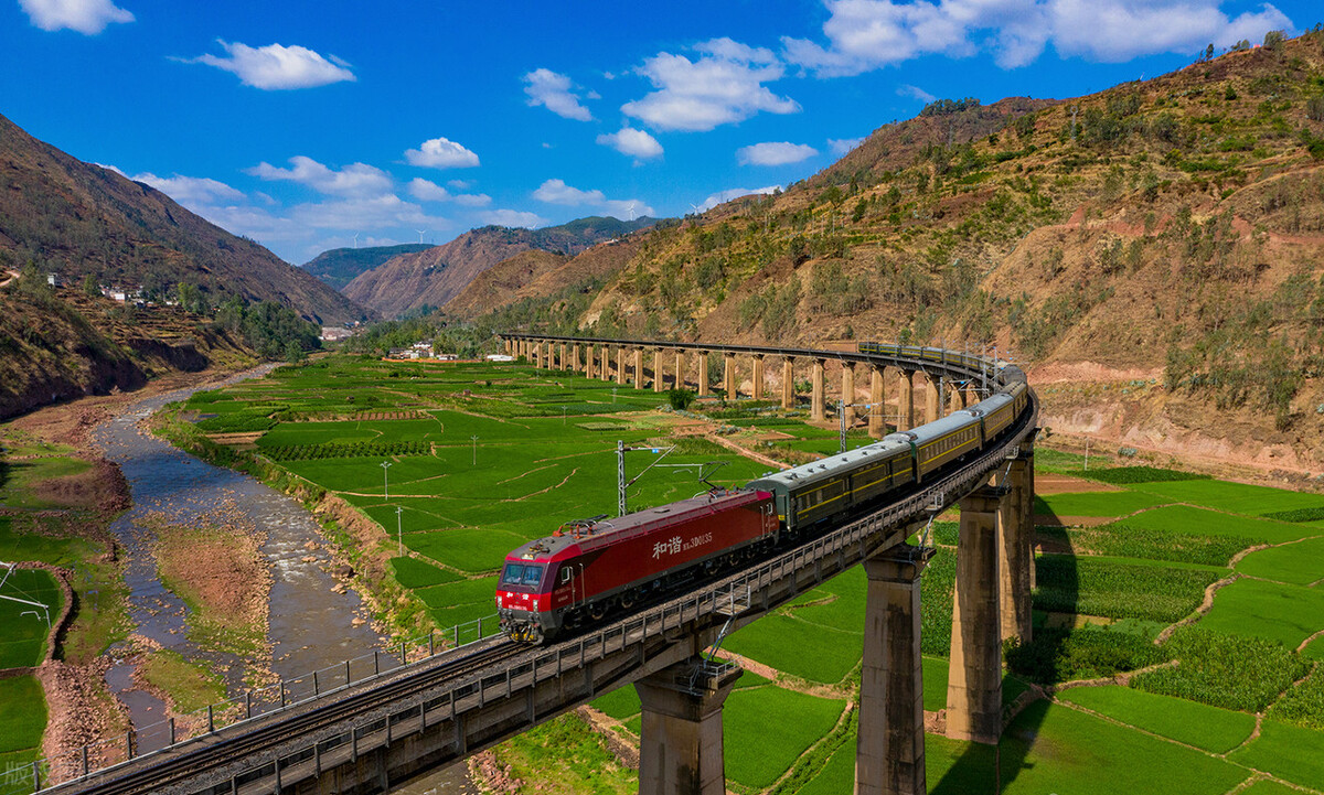 新成昆铁路动车票价是多少呢,新成昆铁路成都至昆明动车票价