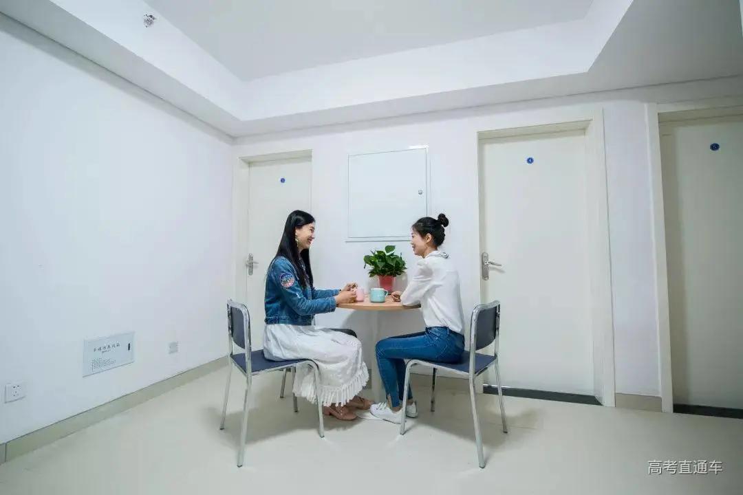 盘点那些环境极好大学宿舍,国内四大豪华大学宿舍