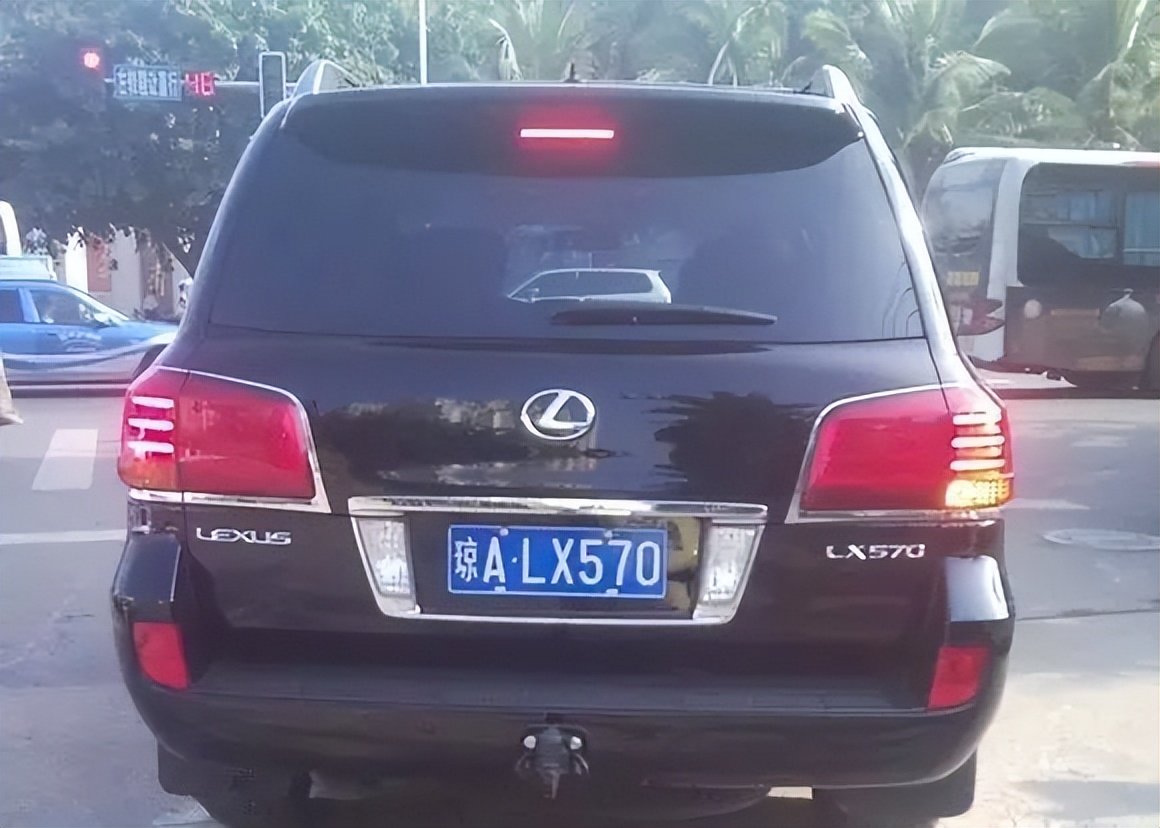 sb110车牌是什么意思,郑州sb110这个车牌真的有吗