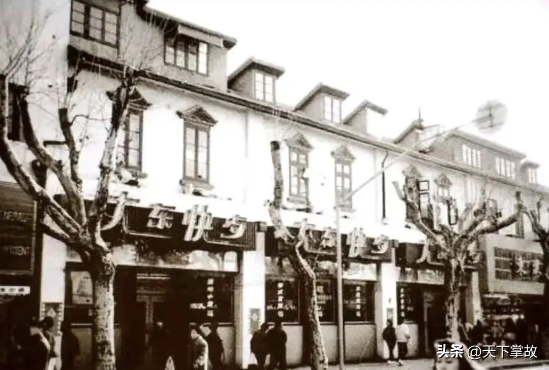 人性的渐变（2）---母亲家的糖果店