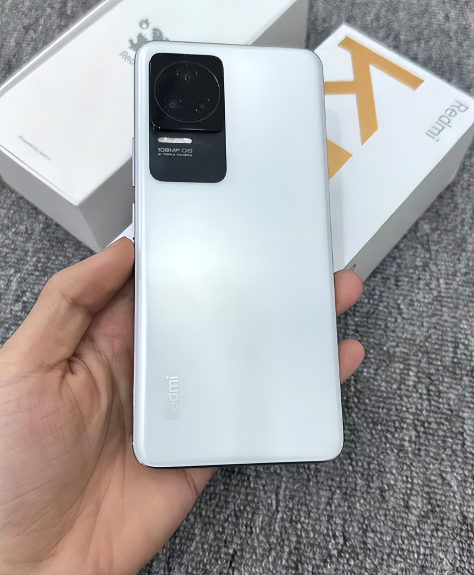 小米高性价比手机推荐2000到3000,小米手机推荐入手价格多少