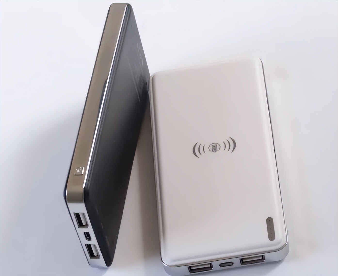 国产超级充电宝有多牛,中国制造最大的充电宝