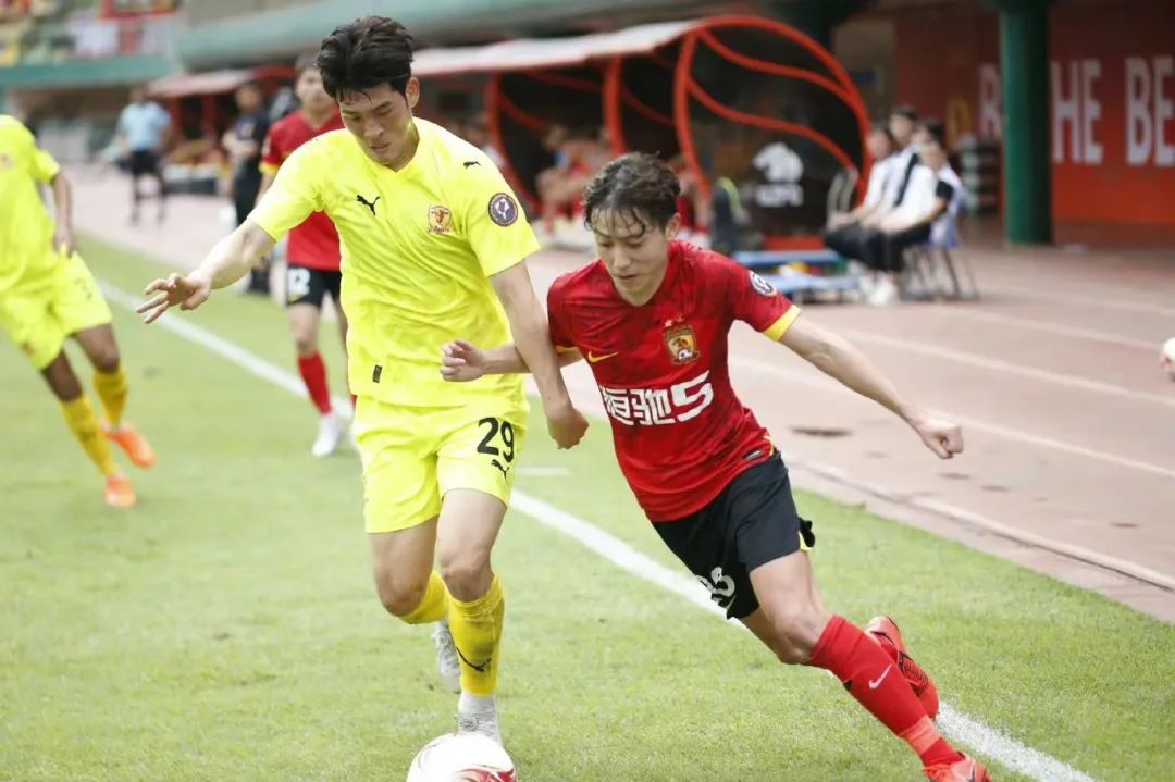 令人绝望：广州队真实水平暴露，比肩中乙弱队！恒大青训难堪重用