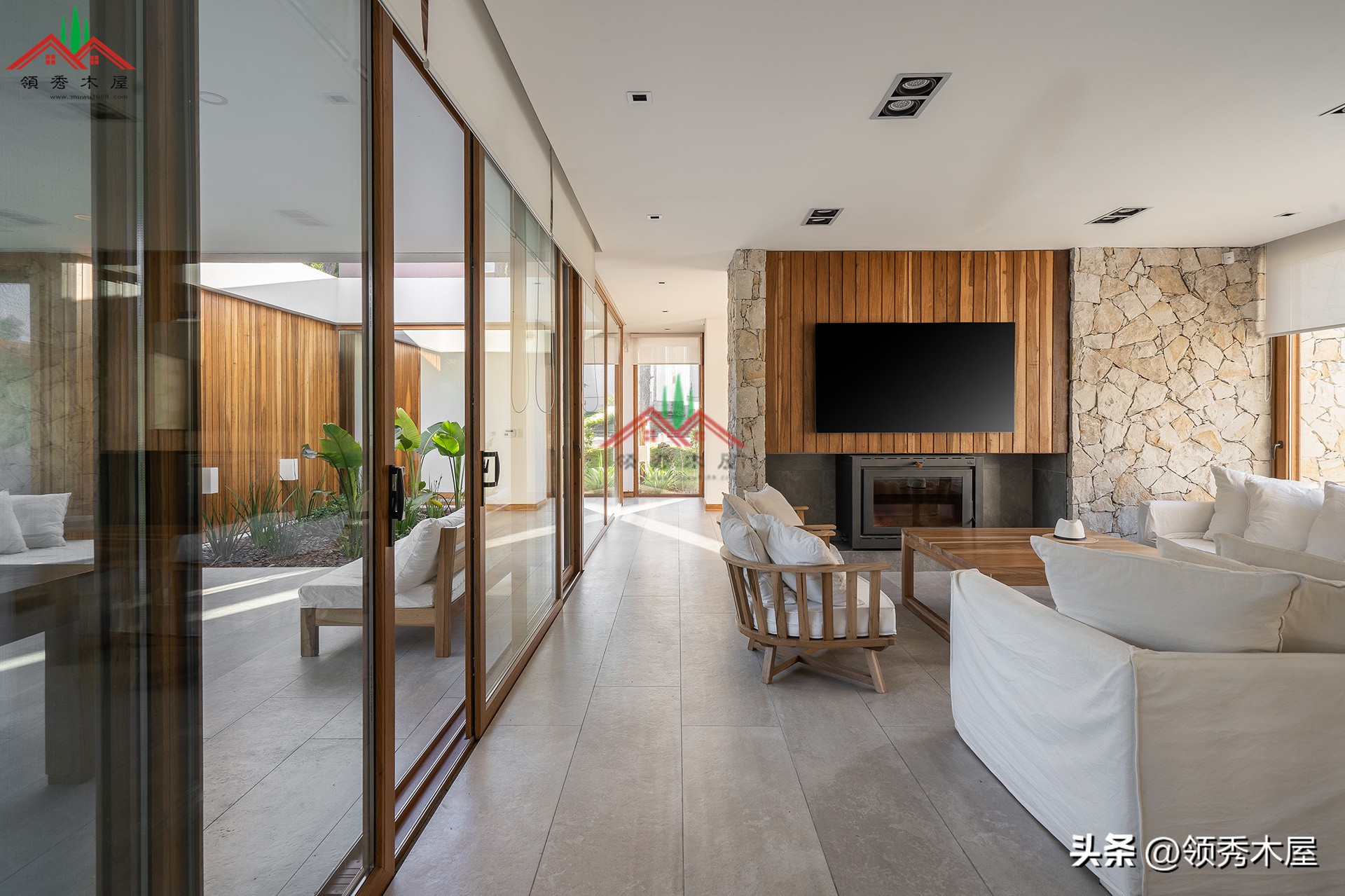 看完这个用木头装修的房子我肠子都悔青了农村的房子后悔装修早了