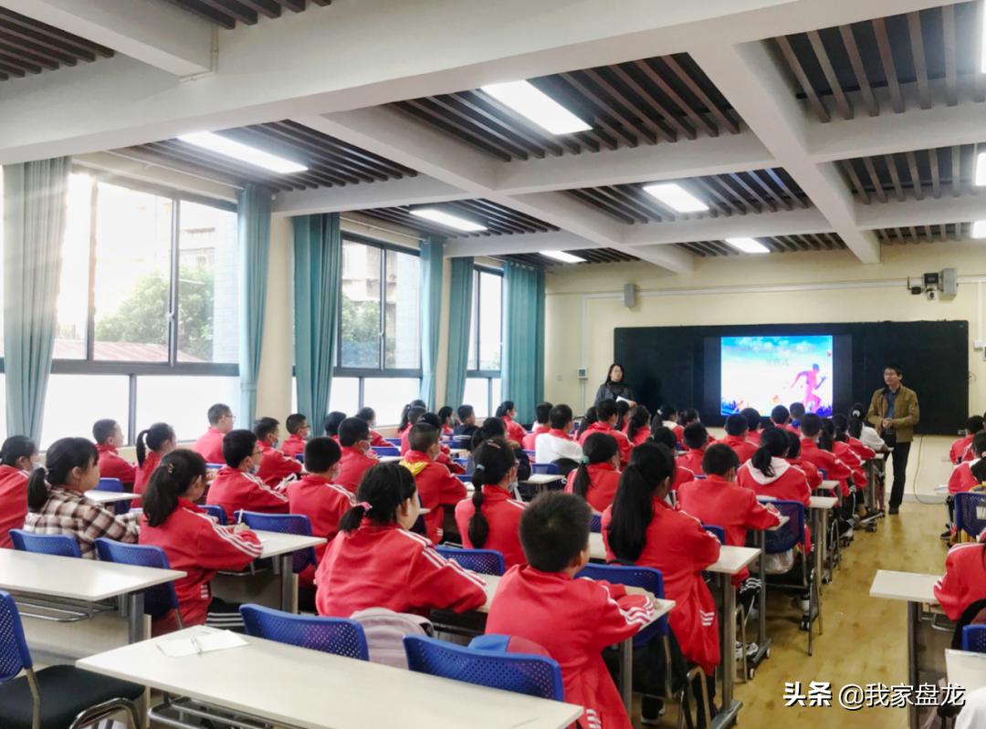 爱打篮球能考什么学校,爱打篮球吗