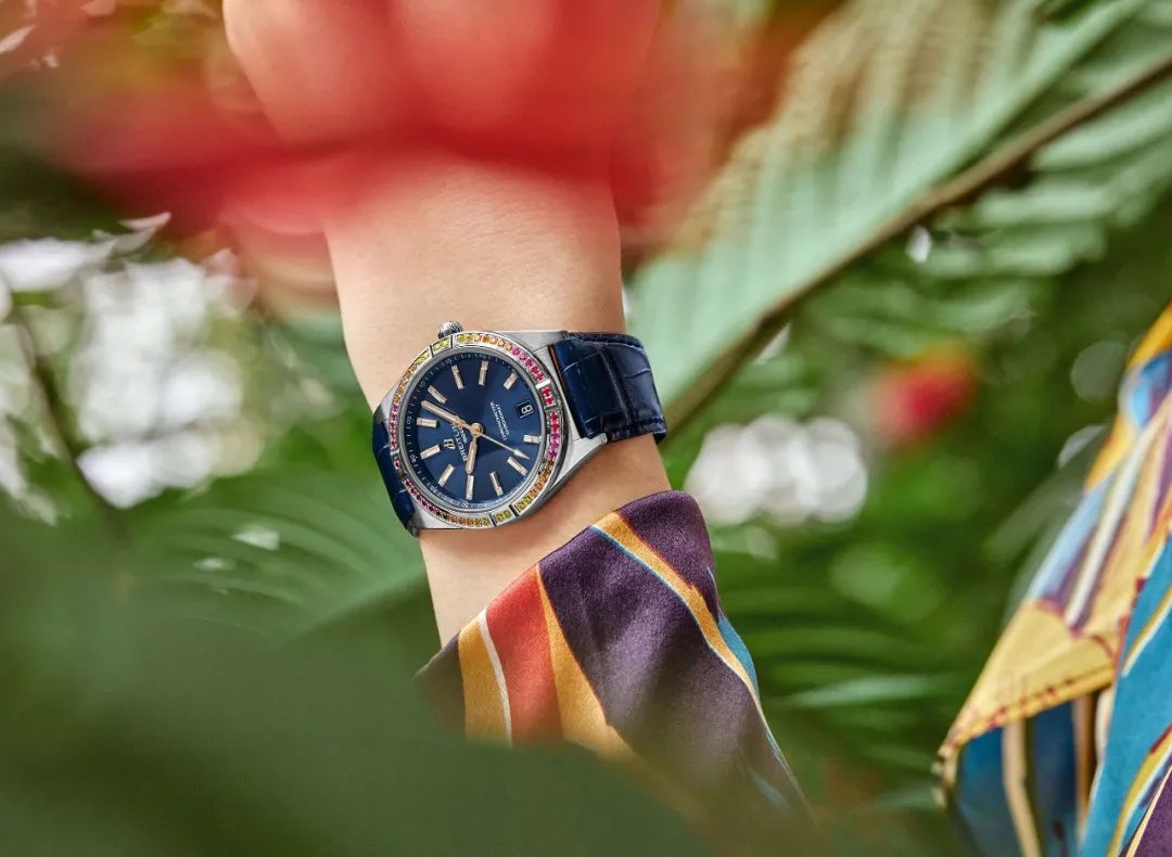 6万左右的表女款,百年灵最新款女表