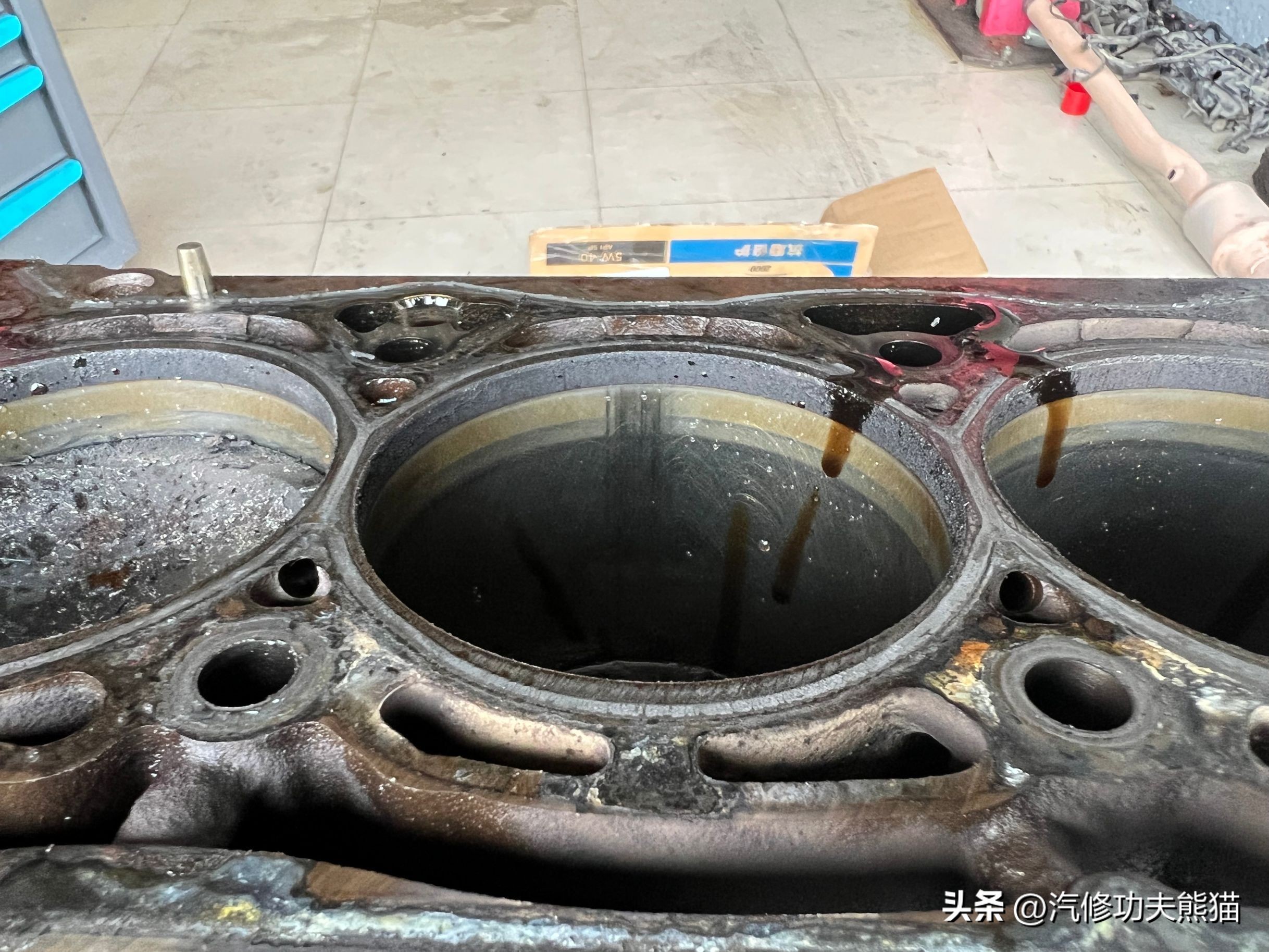 大众途观三百公里烧一升机油,途观3代发动机烧机油