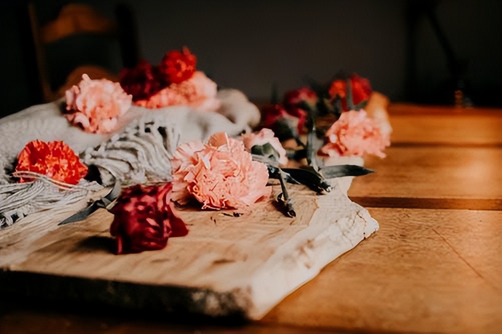 一个人最重要的决定是投资你自己,一个人如何投资最合理