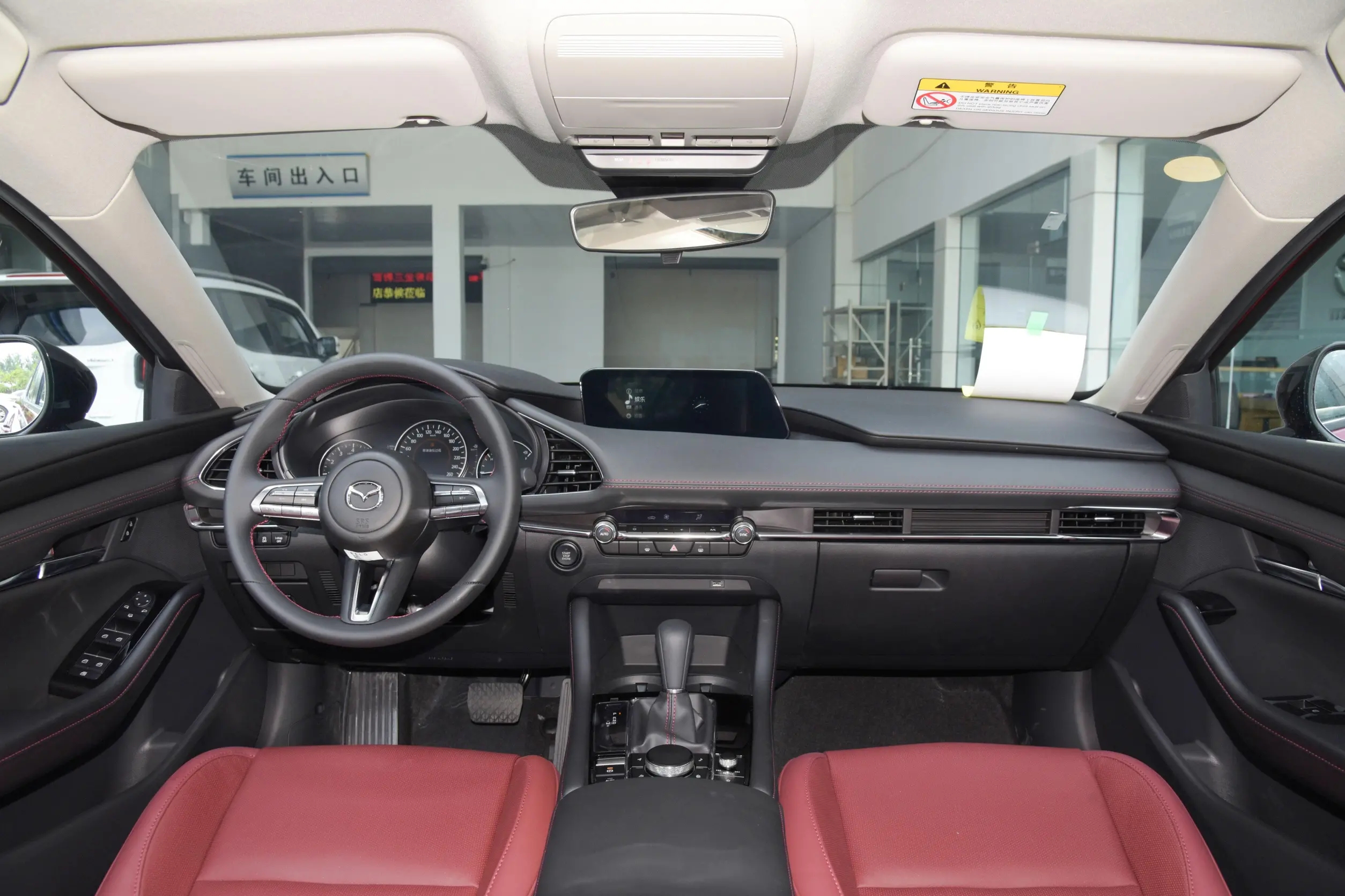 女生买什么车比较合适10万到15万,适合女生开的15万以内小型suv