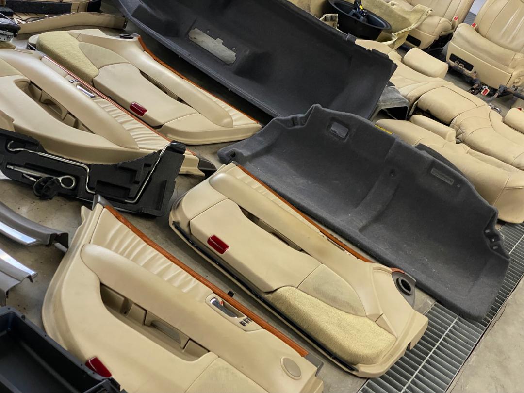 搞了辆“破烂不堪”05年凌志LS430，进厂翻新重造，复活又变新车