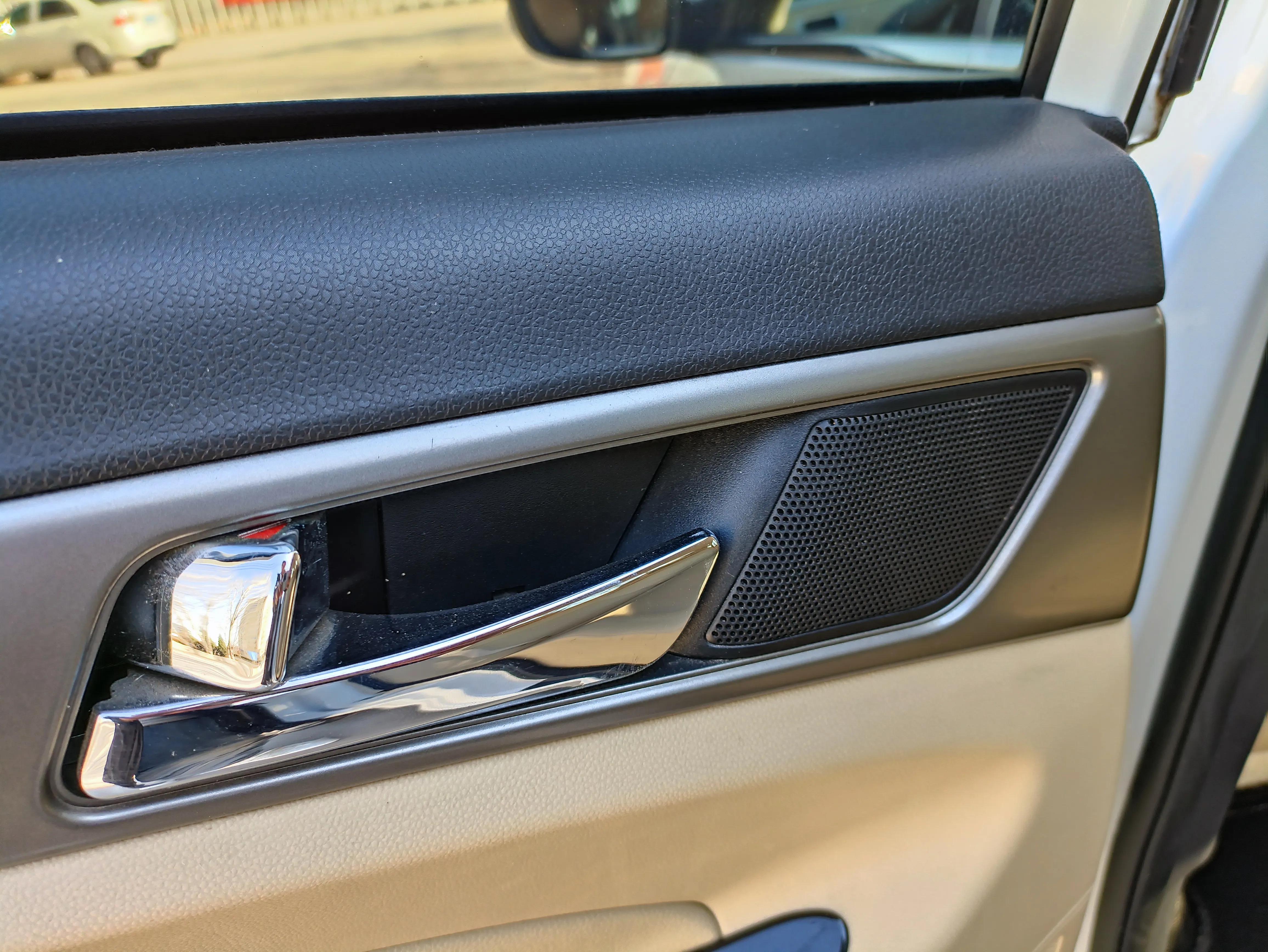 19款长安逸动dt音响喇叭,逸动xt音响喇叭