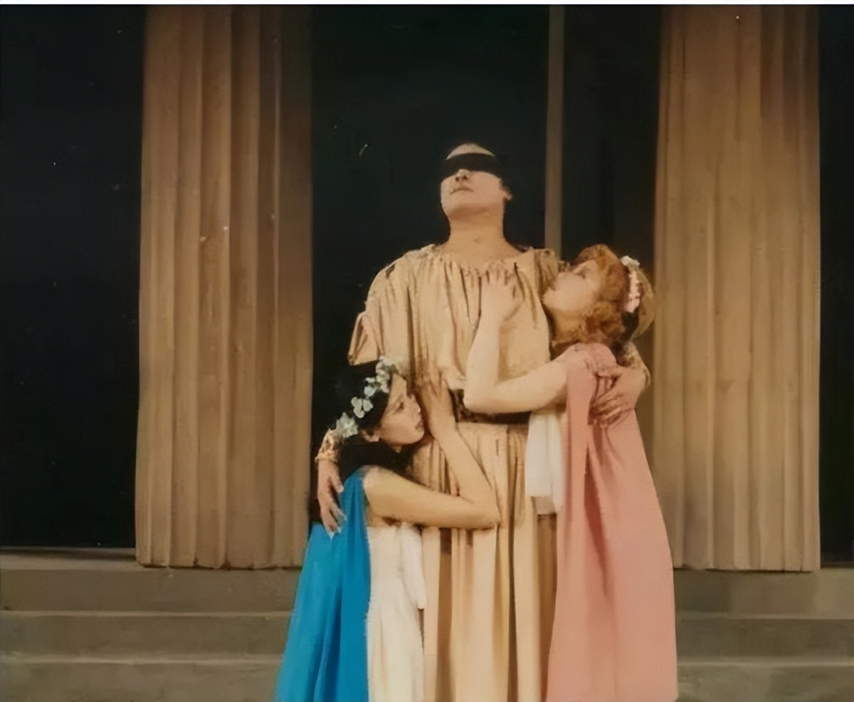 古希腊戏剧的主要内容,古希腊戏剧主要内容是什么