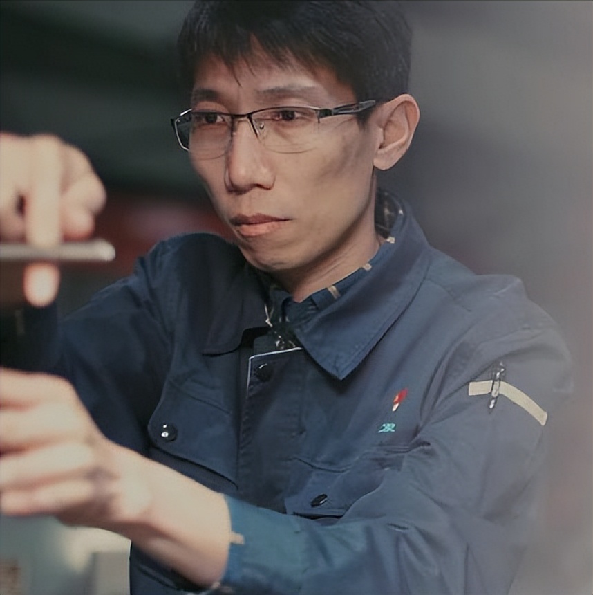 美国百万年薪挖走中国神童,美国高薪挖人才