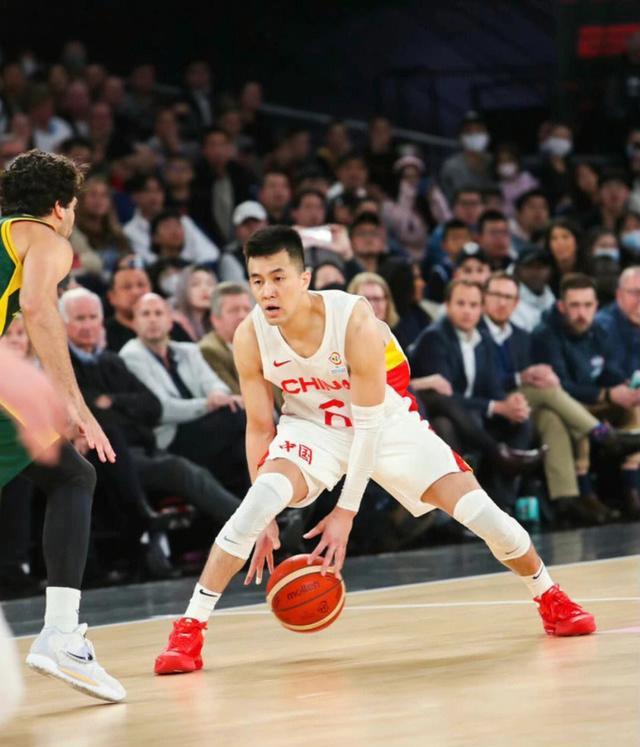 郭艾伦潘玮柏关系,郭艾伦颁奖典礼潘玮柏