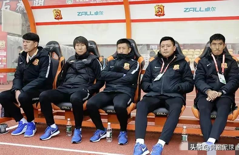 李铁案:暂未牵扯足协人员,商业化严重,掺杂太多金钱利益关系