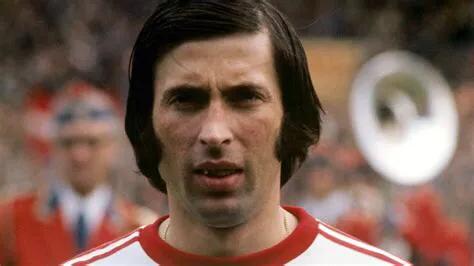 波兰单场进球纪录,波兰足球第一名