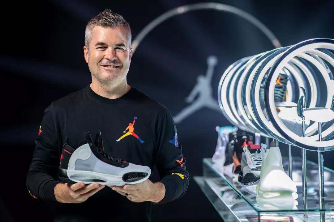 郭艾伦亚洲第一后卫的由来,郭艾伦比赛为什么可以穿aj