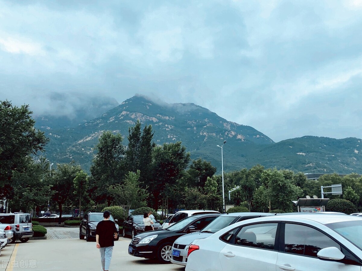 *安泰**女子每天坐高铁来往济南上下班，有人说折腾，有人觉得划算