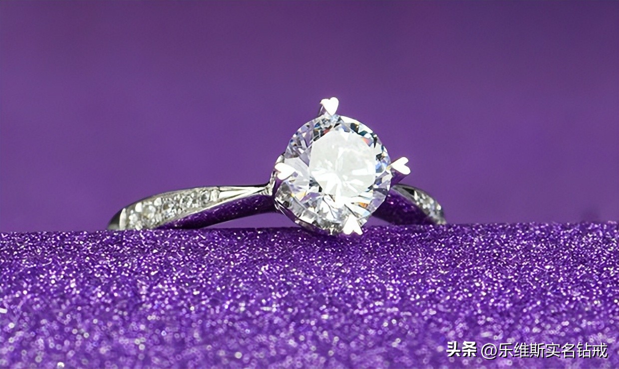 品牌钻戒铂金好还是18k金好,18k金适合什么材质的钻戒