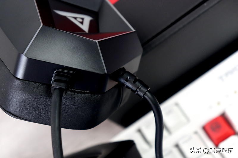 什么游戏头戴式耳机最有性价比,2022打游戏性价比高的手机