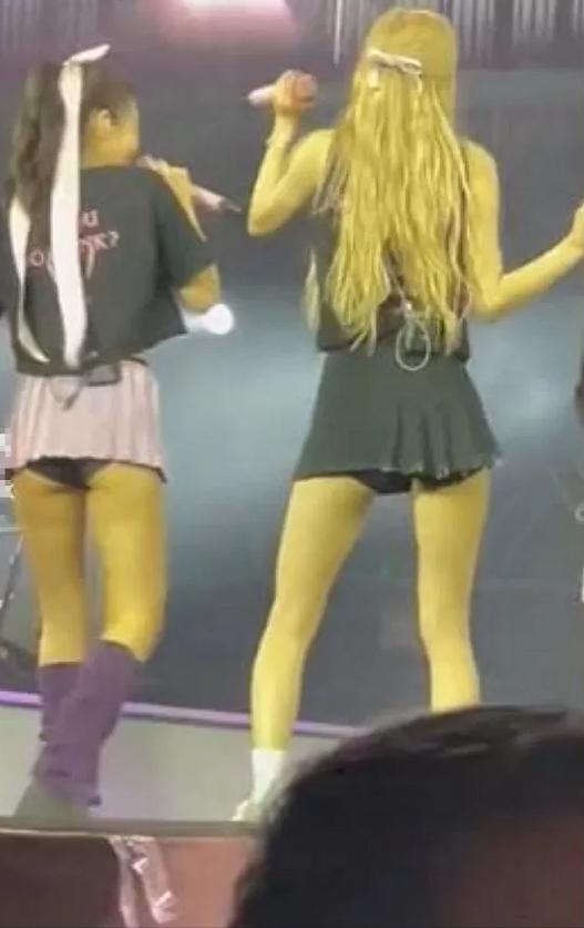 blackpinkjennie演唱会神图,blackpinkjennie演唱会rose