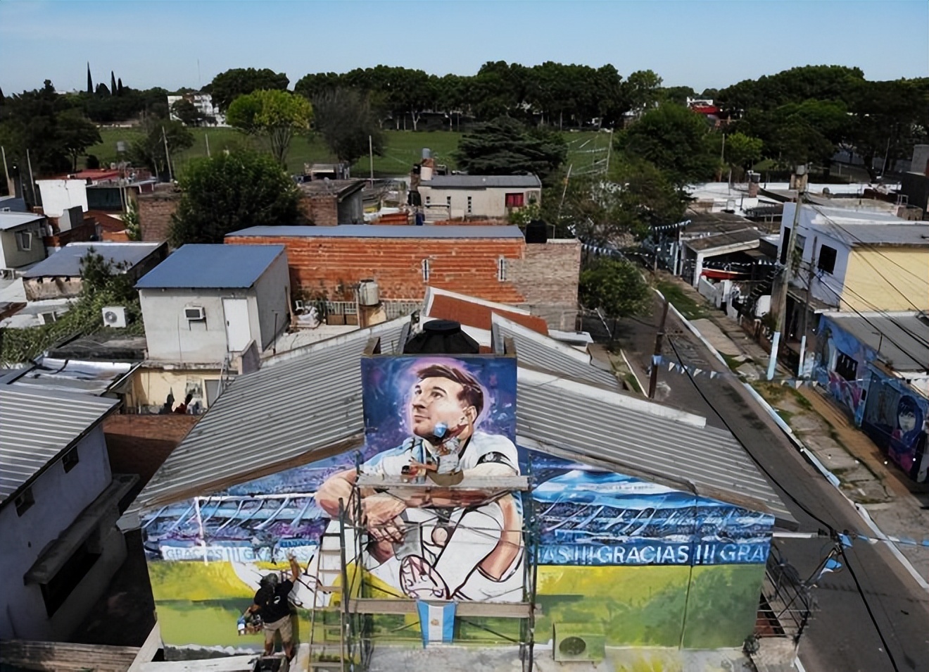 梅西巨幅壁画,为梅西制作壁画