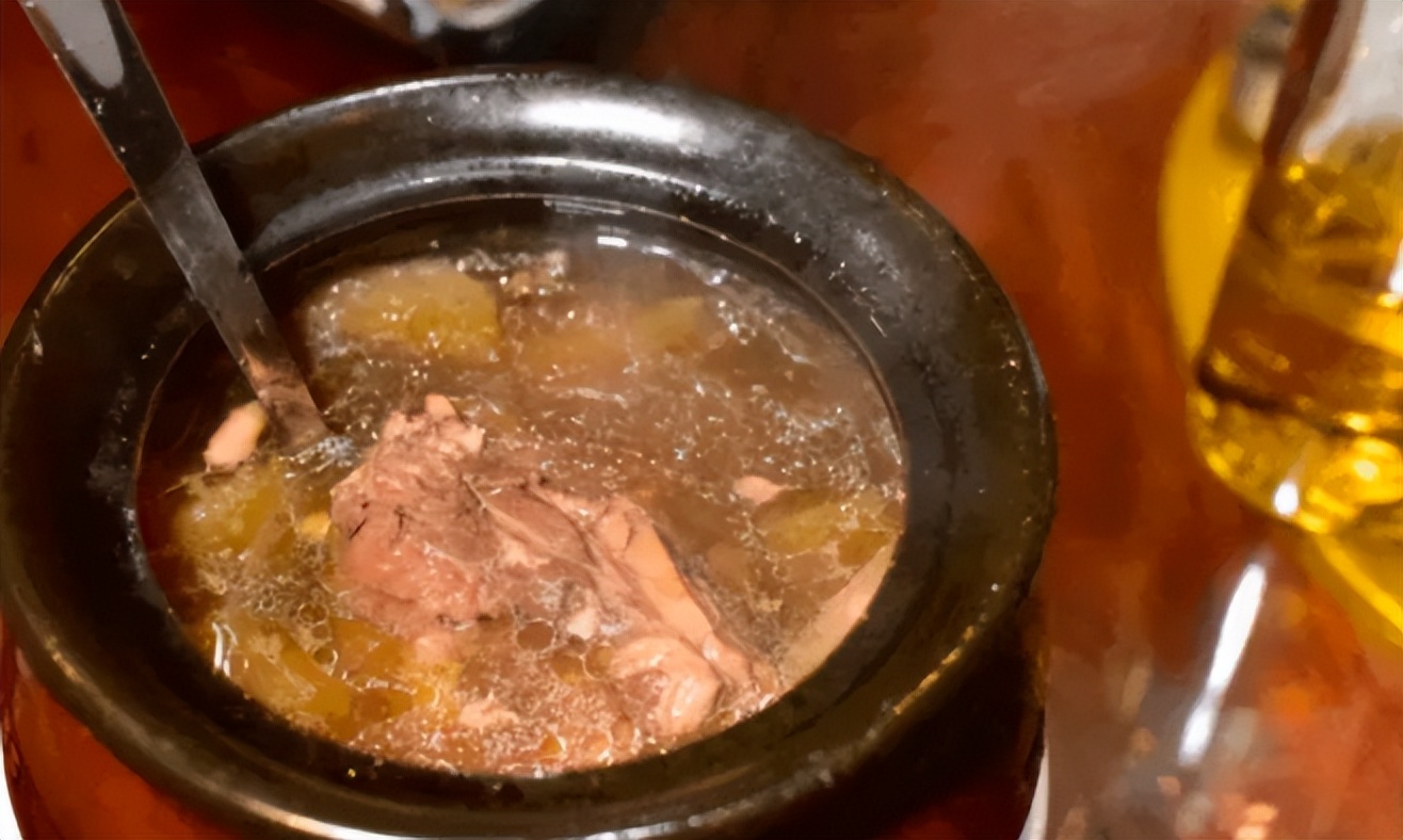 看完薛之谦演唱会也要逛逛美食城,薛之谦演唱会场外美食