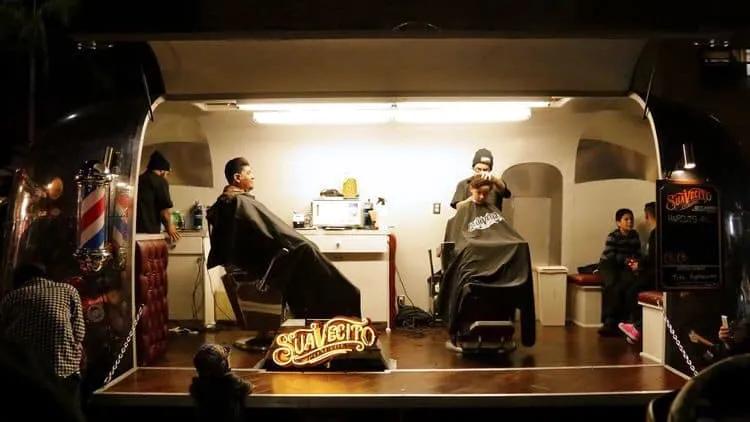 励志！亚裔兄妹移民加拿大身上只带50刀创业狂赚500万