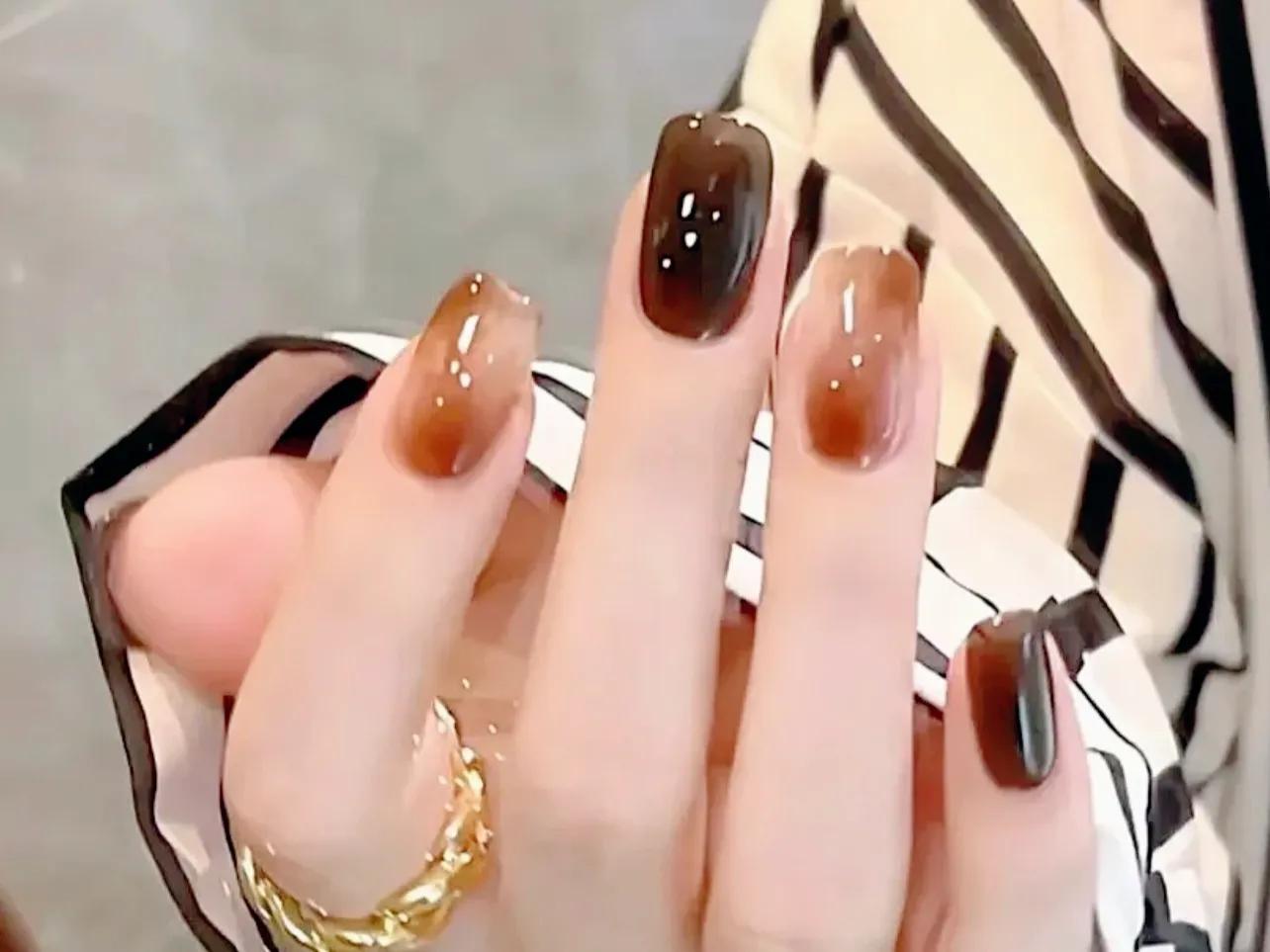 显白高级感琥珀穿戴美甲,美甲高级感琥珀甲款式