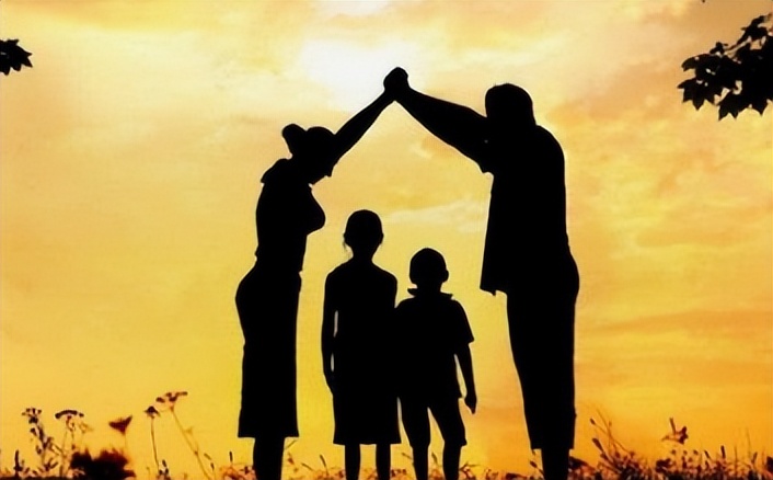 为什么中年人要努力挣钱,人到中年挣钱才是硬道理