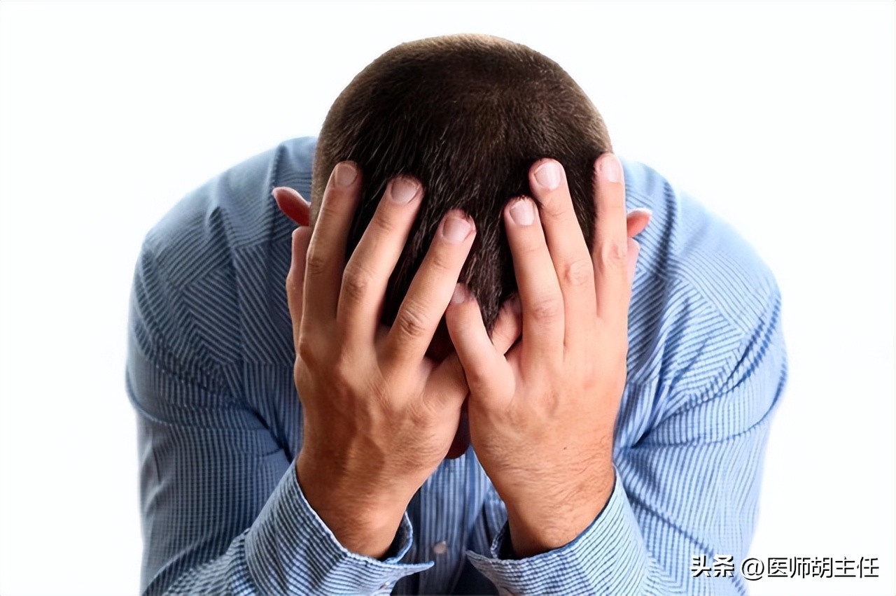 口腔溃疡吃维生素b1b2b12维生素c,治疗口腔溃疡的是维生素b2还是b12