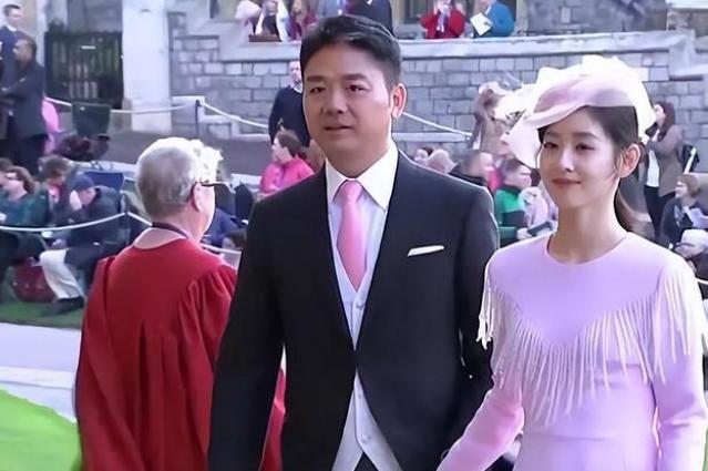 奶茶妹妹章泽天怎么发家,奶茶妹妹章泽天有多少资产