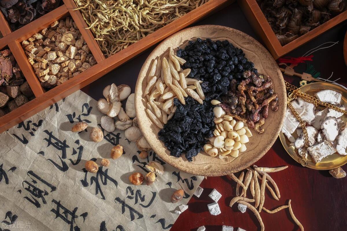 秋燥总咳嗽怎么办,秋燥咳嗽吃什么食物好得快