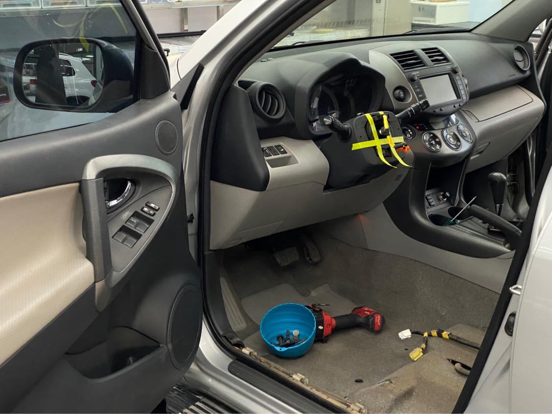 老rav4车翻新改造全过程,老款rav4比新款好太多