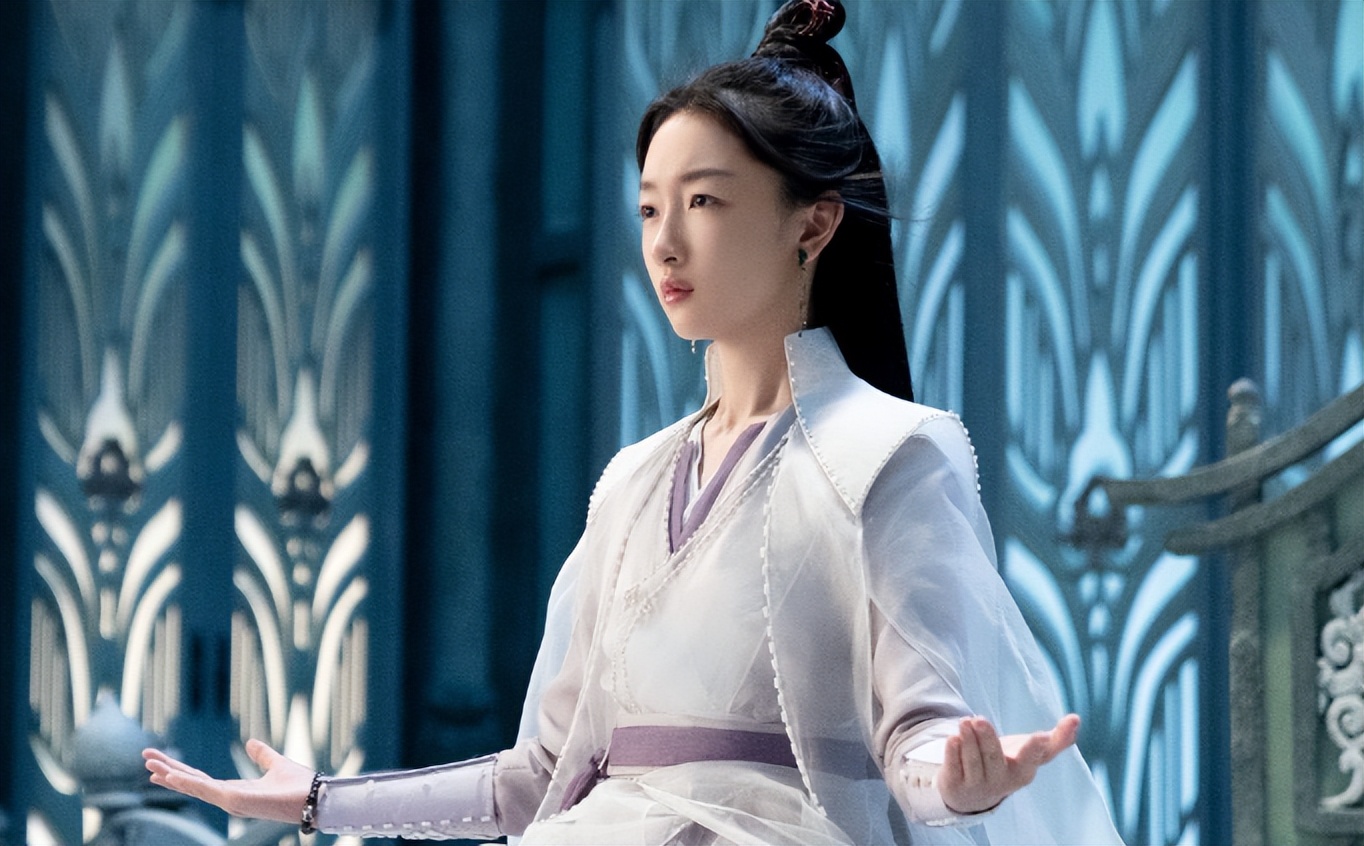 那些扮丑年轻却美若天仙女明星,曾经被嫌弃长得丑的女星