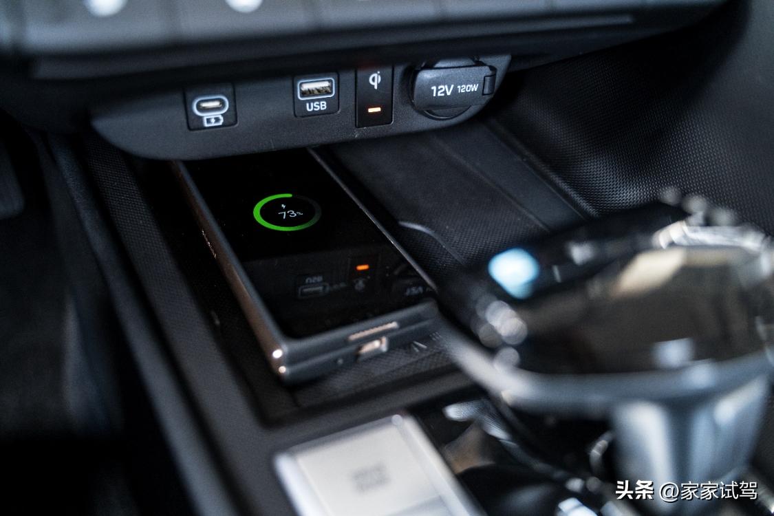 北京现代伊兰特1.5l精英版内饰,新伊兰特内饰改装