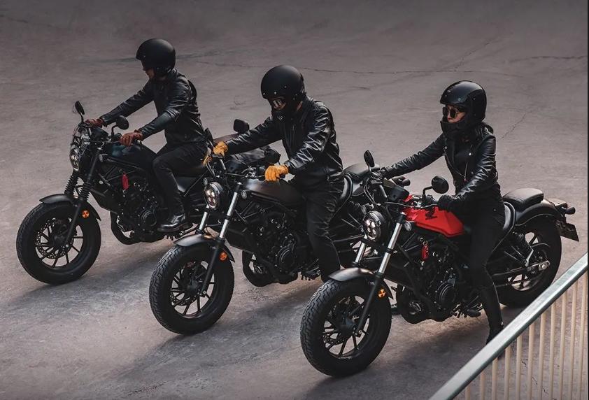 本田调整CM500价格为61800元，虽然怒降10000元，但结果合情合理