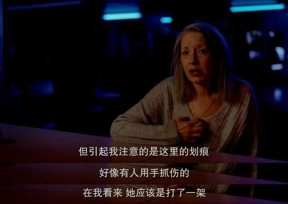 被养父绑走，性侵，被逼成脱衣舞女，美国这桩丑闻，太荒唐了