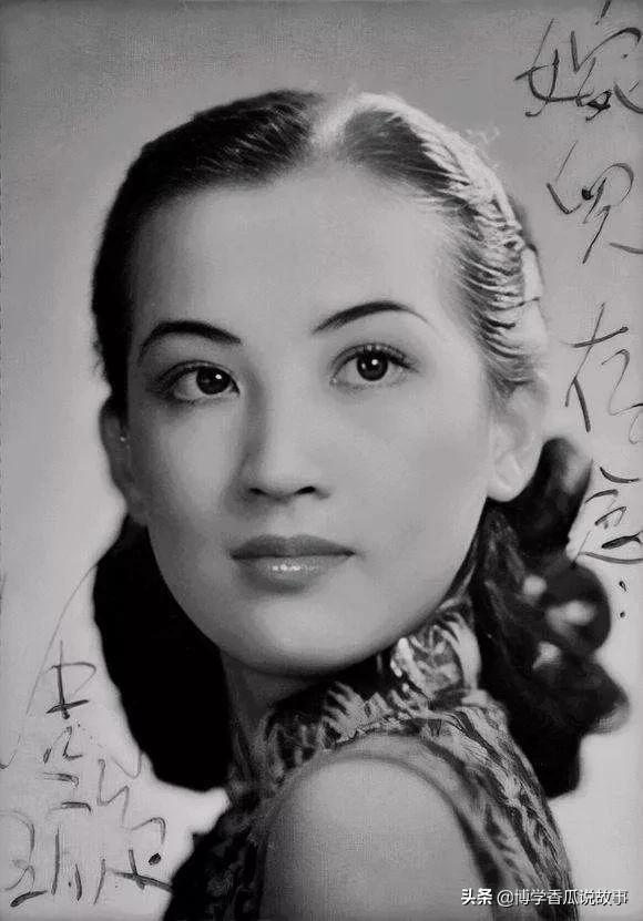 民国周璇精神失常,民国时期周璇个人简介